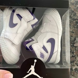 Nike Jordan Bootie size 4c